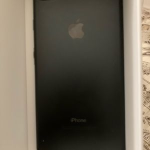 iPhone 7 Plus 32gb unlocked black